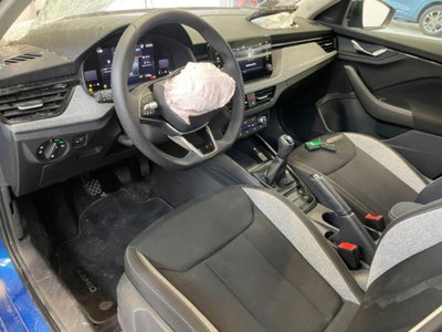 Skoda Kamiq 1.5 tsi Black Dots 150cv dsg (13)