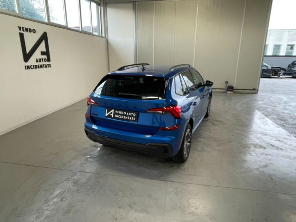 Skoda Kamiq 1.5 tsi Black Dots 150cv dsg (7)