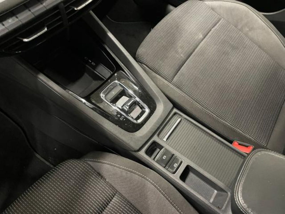 Skoda Octavia Station Wagon 2.0 TDI EVO SCR 150 CV DSG Wagon Executive (17)