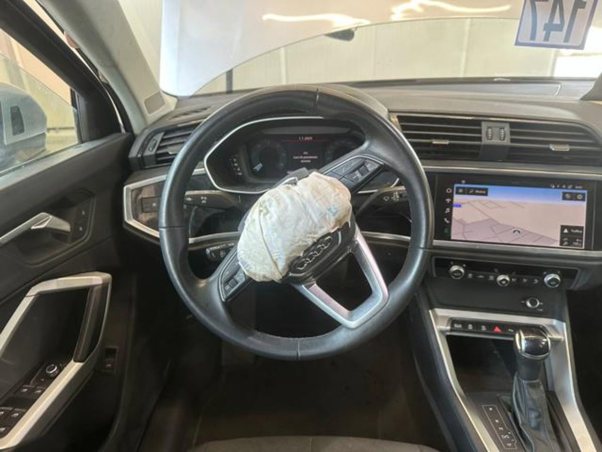 Audi Q3 Sportback 40 TDI quattro S tronic Business Plus (16)