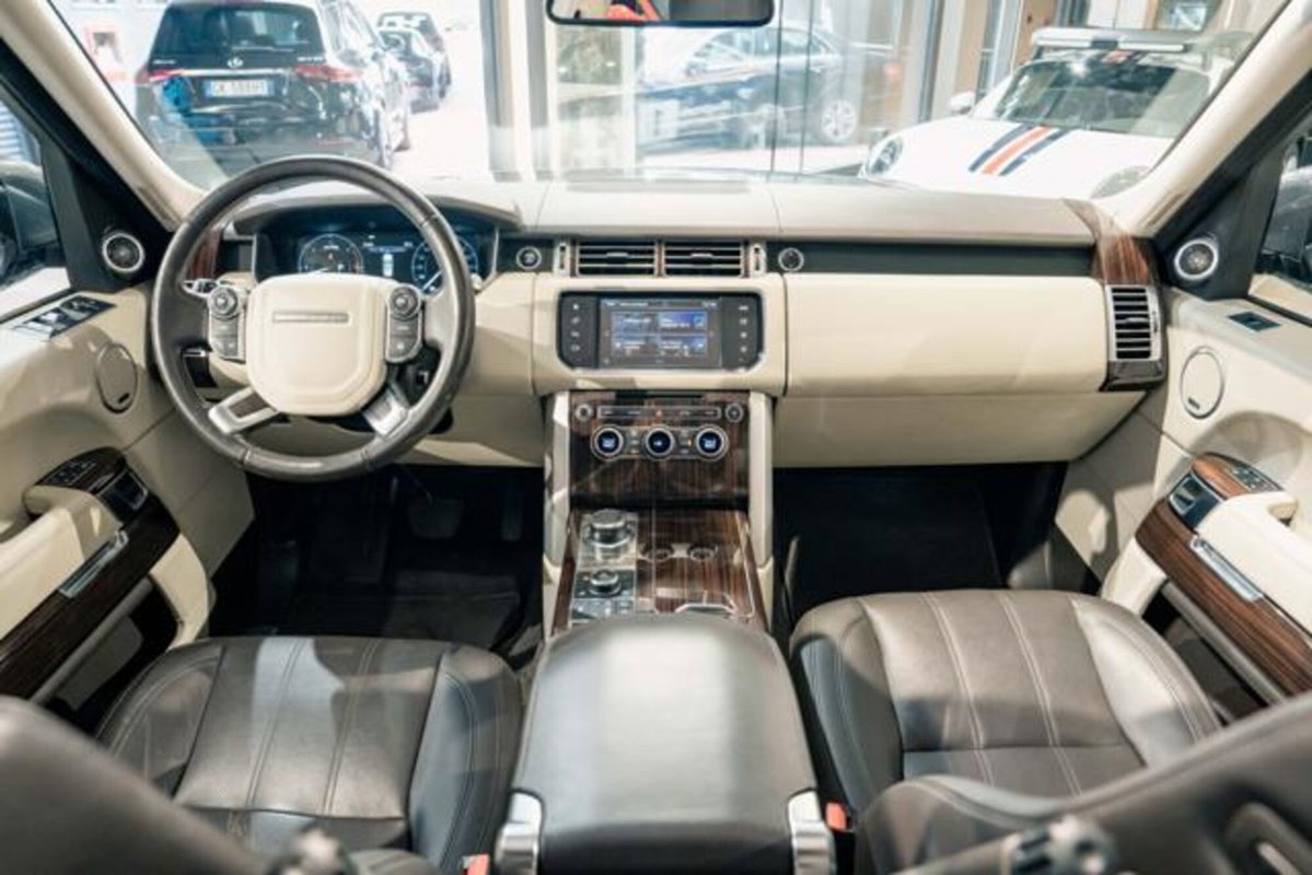 Land Rover Range Rover 3.0 TDV6 Vogue (9)