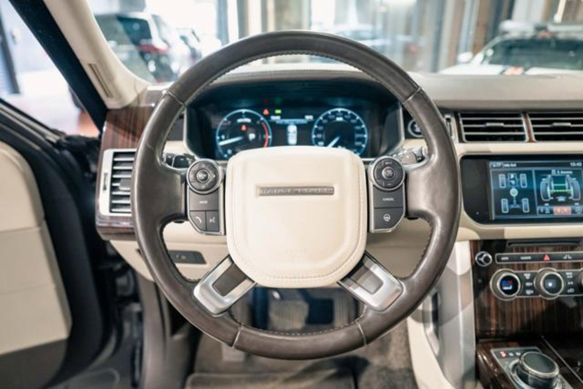 Land Rover Range Rover 3.0 TDV6 Vogue (10)