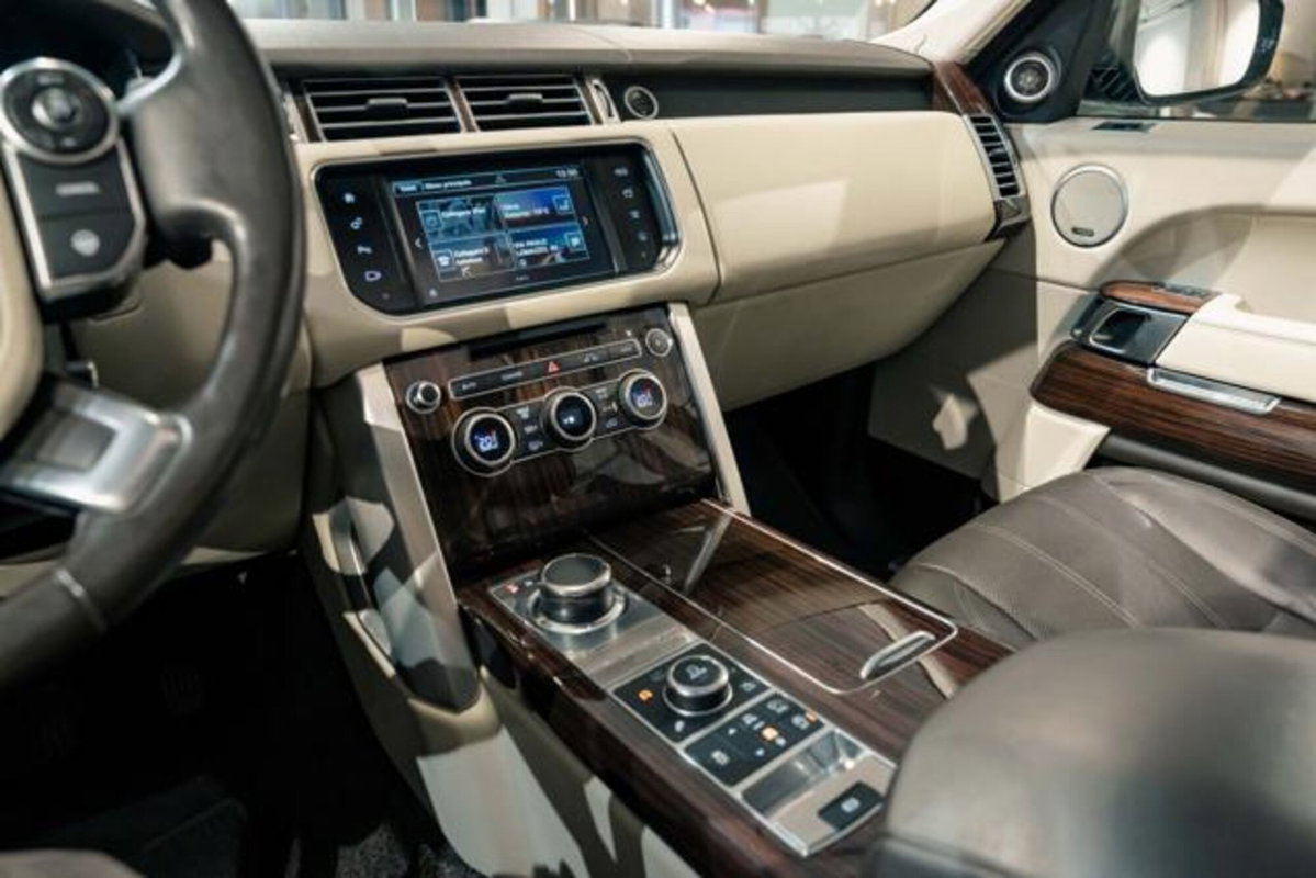 Land Rover Range Rover 3.0 TDV6 Vogue (12)