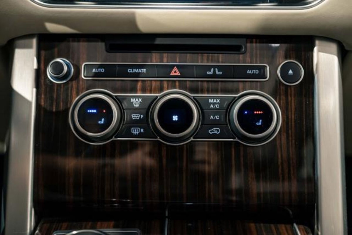 Land Rover Range Rover 3.0 TDV6 Vogue (13)