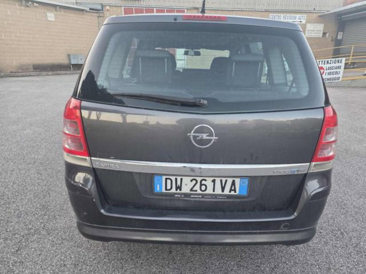 Opel Zafira 1.6 16V ecoM 150CV Turbo Cosmo (13)