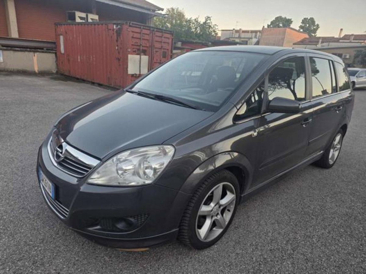 Opel Zafira 1.6 16V ecoM 150CV Turbo Cosmo (19)