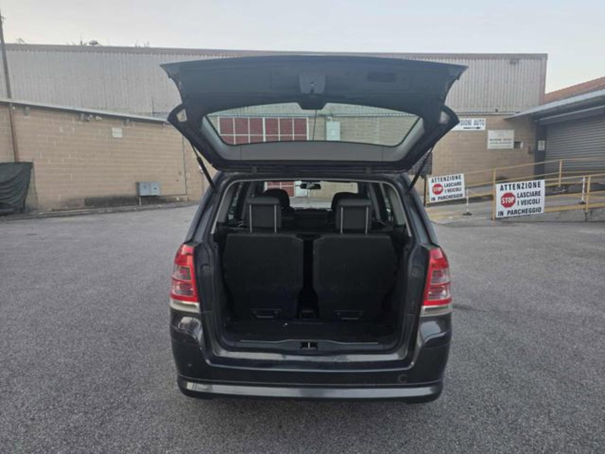 Opel Zafira 1.6 16V ecoM 150CV Turbo Cosmo (7)