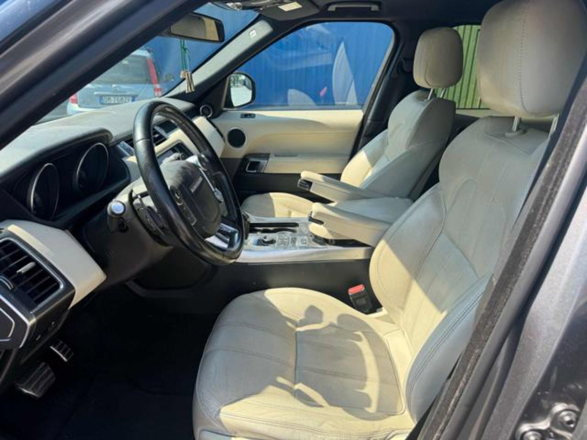 Land Rover Range Rover Sport 3.0 TDV6 HSE Dynamic (7)