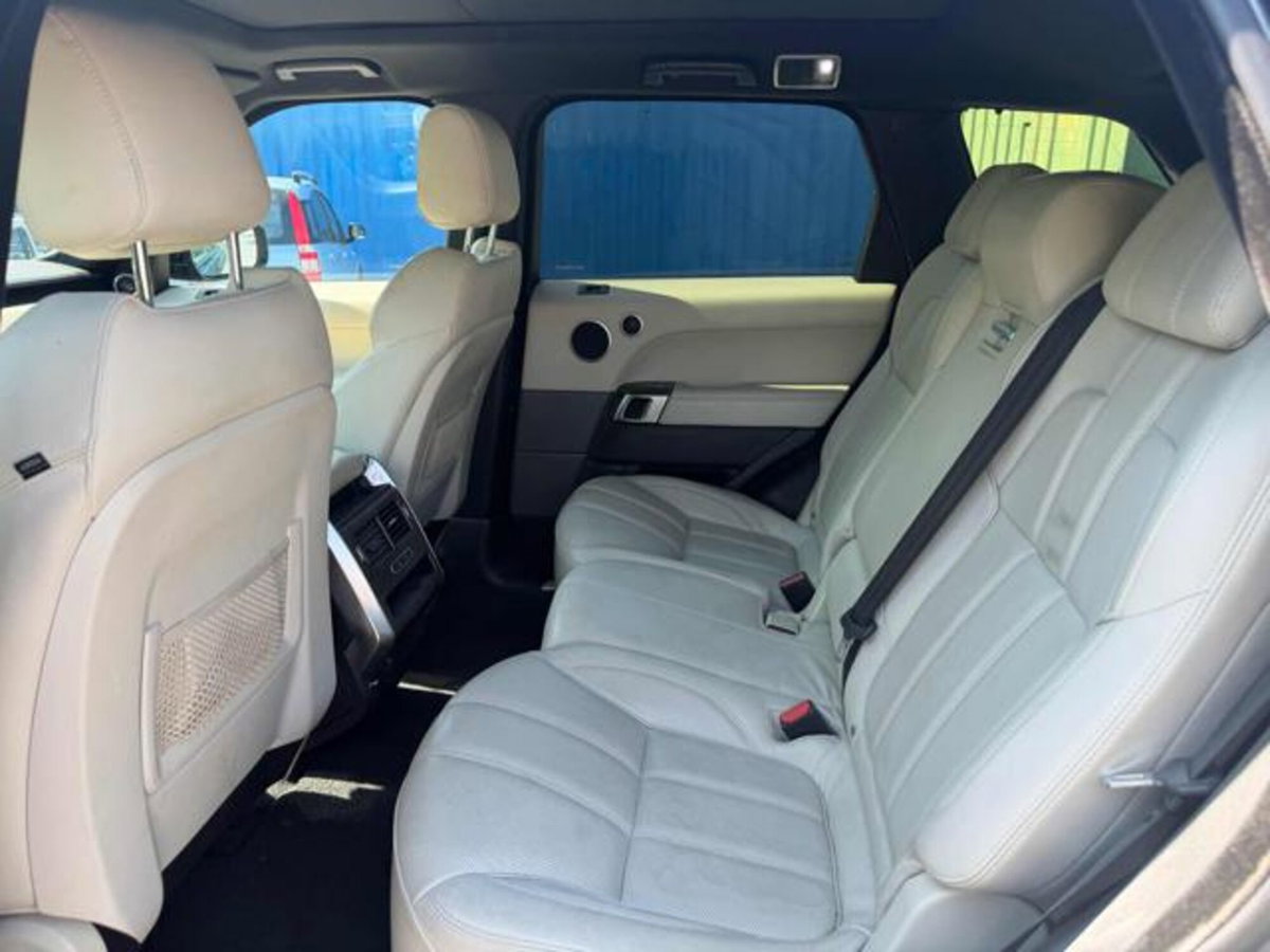 Land Rover Range Rover Sport 3.0 TDV6 HSE Dynamic (8)