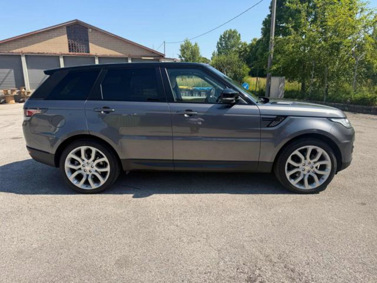 Land Rover Range Rover Sport 3.0 TDV6 HSE Dynamic