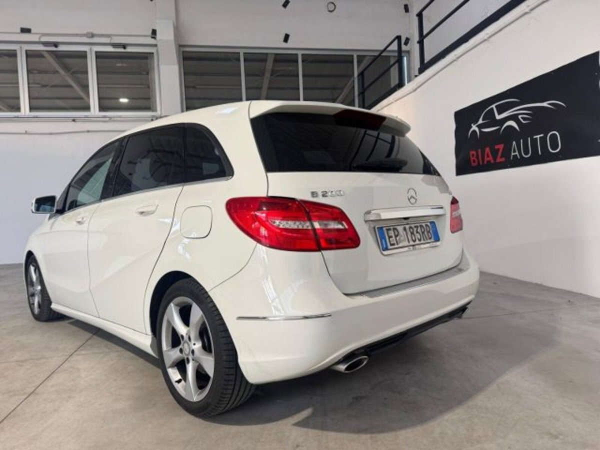 Mercedes-Benz Classe B 200 CDI BlueEFFICIENCY Premium (3)