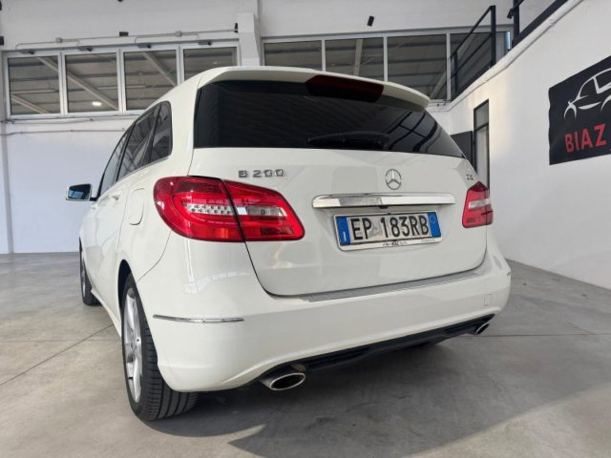 Mercedes-Benz Classe B 200 CDI BlueEFFICIENCY Premium (5)