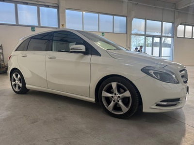 Mercedes-Benz Classe B 200 CDI BlueEFFICIENCY Premium (9)