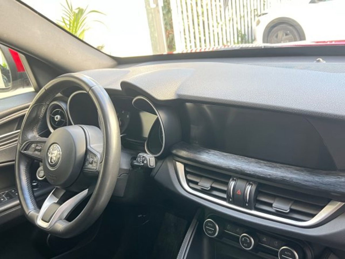 Alfa Romeo Stelvio Stelvio 2.2 Turbodiesel 160 CV AT8 RWD Sprint (12)