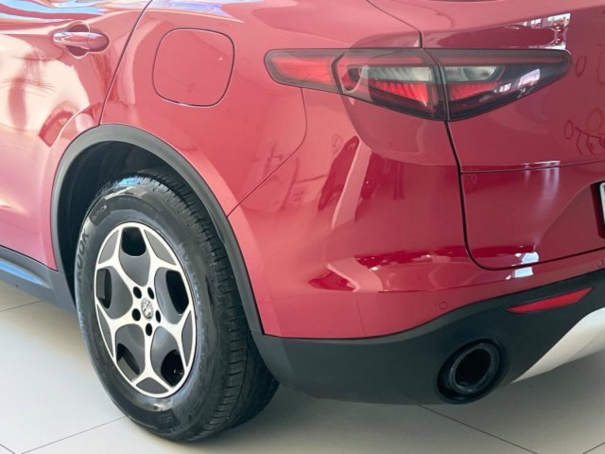 Alfa Romeo Stelvio Stelvio 2.2 Turbodiesel 160 CV AT8 RWD Sprint (7)