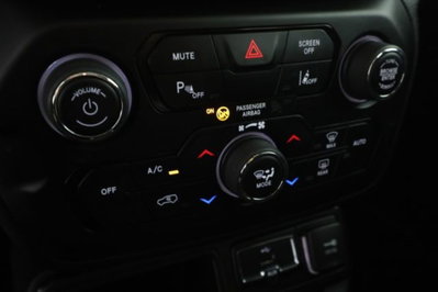 Jeep Renegade 1.0 T3 Limited (12)
