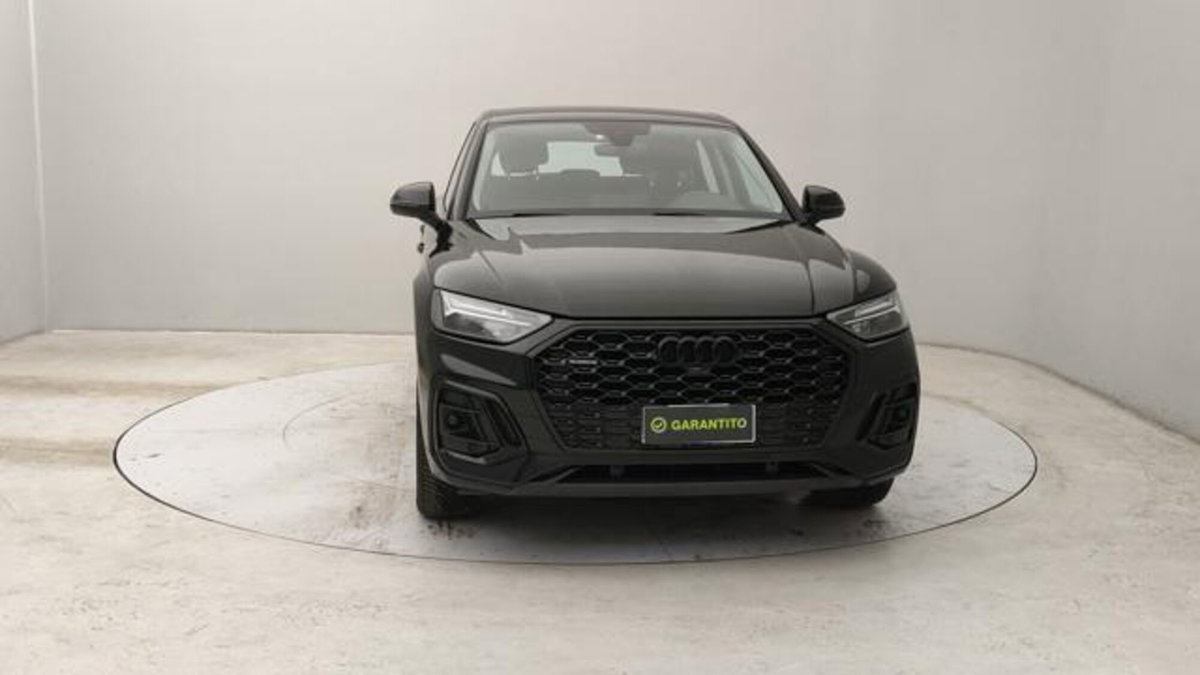 Audi Q5 40 2.0 tdi mhev 12V S line quattro s-tronic (8)