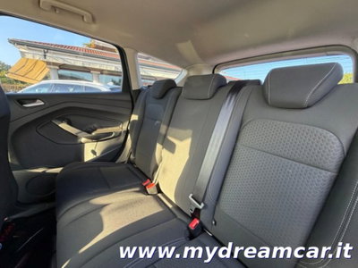 Ford Kuga 1.5 TDCI 120 CV S&S 2WD Titanium (13)