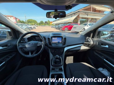 Ford Kuga 1.5 TDCI 120 CV S&S 2WD Titanium (16)