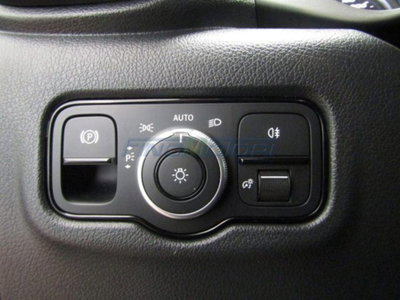 Mercedes-Benz Vito tourer 119 cdi long Pro 9G-tronic (19)