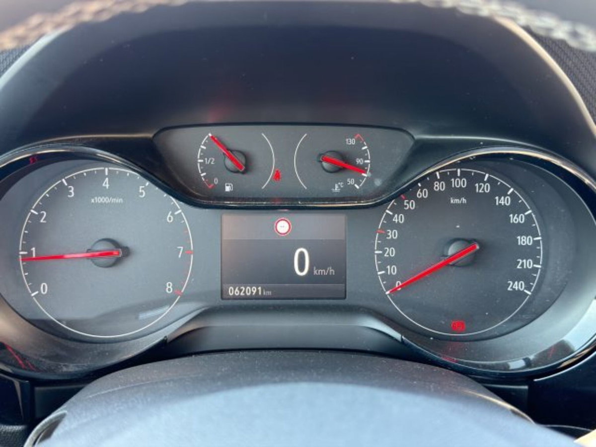 Opel Corsa 1.2 100 CV Edition (15)