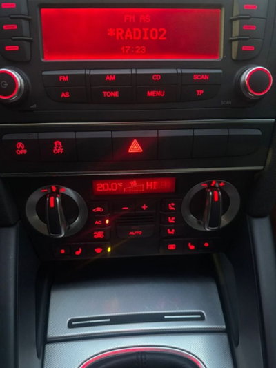 Audi A3 Sportback 1.6 TDIe CR F.AP. Attraction (14)