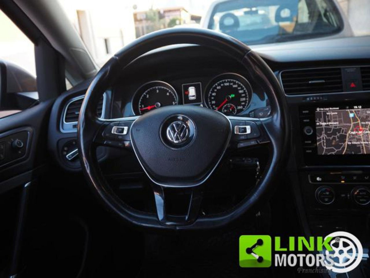 Volkswagen Golf Variant 1.6 TDI 115 CV DSG Business BlueMotion Tech. (10)