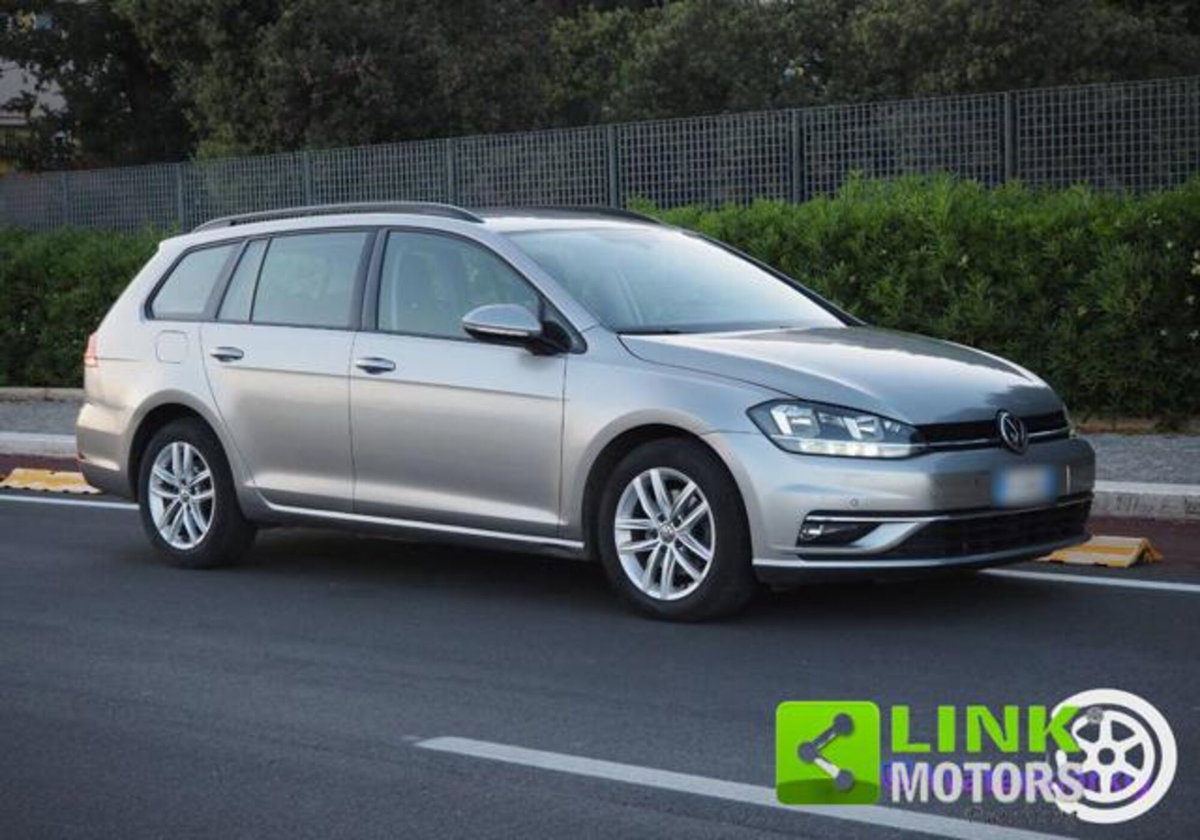 Volkswagen Golf Variant 1.6 TDI 115 CV DSG Business BlueMotion Tech. (17)