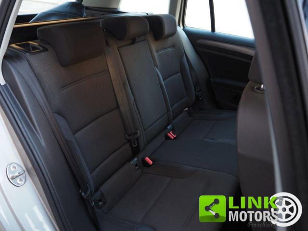 Volkswagen Golf Variant 1.6 TDI 115 CV DSG Business BlueMotion Tech. (20)