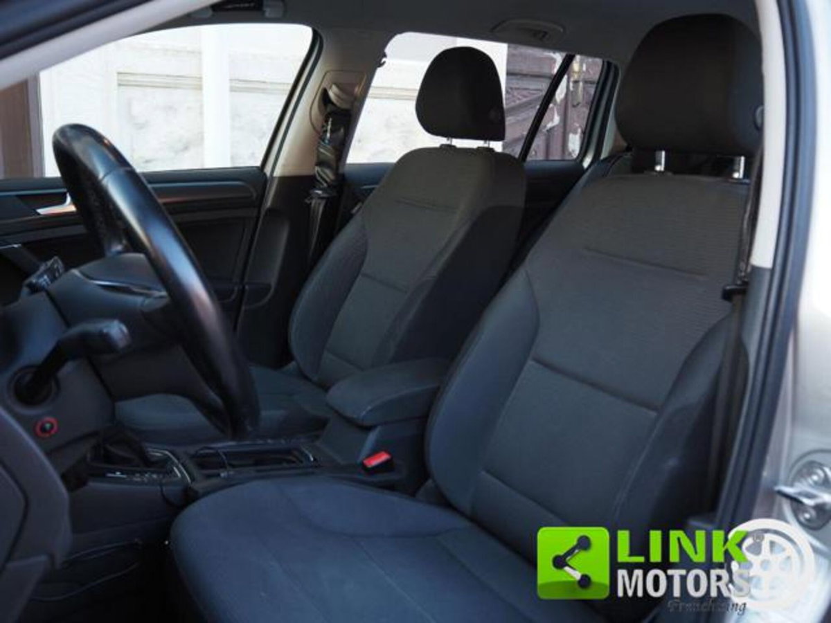 Volkswagen Golf Variant 1.6 TDI 115 CV DSG Business BlueMotion Tech. (5)