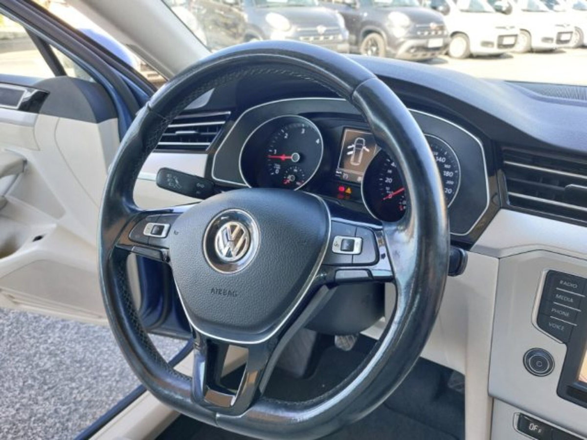 Volkswagen Passat Variant 1.6 TDI Trendline BlueMotion Technology (15)