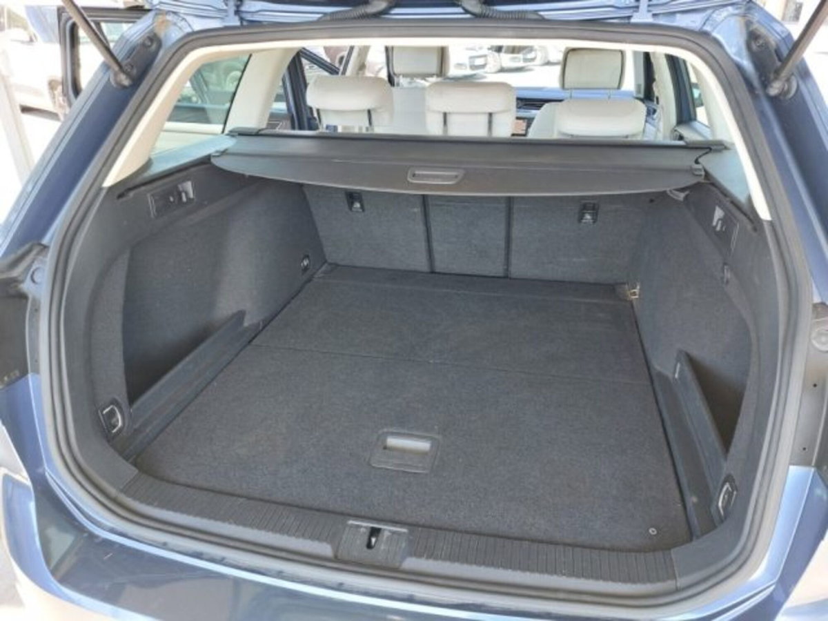 Volkswagen Passat Variant 1.6 TDI Trendline BlueMotion Technology (5)