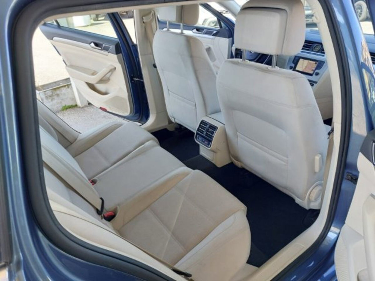 Volkswagen Passat Variant 1.6 TDI Trendline BlueMotion Technology (7)