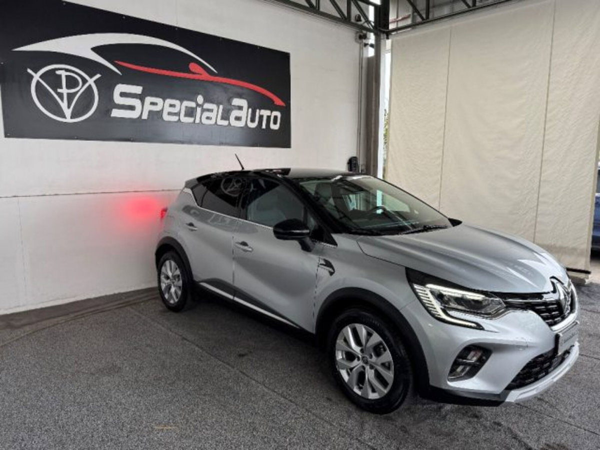 Renault Captur 1.0 tce Techno 90cv (2)