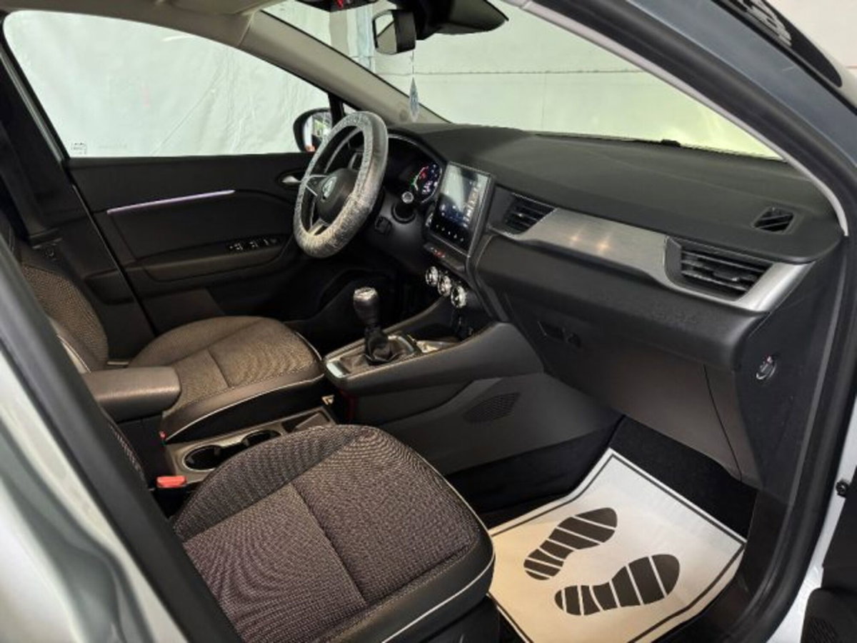 Renault Captur 1.0 tce Techno 90cv (20)