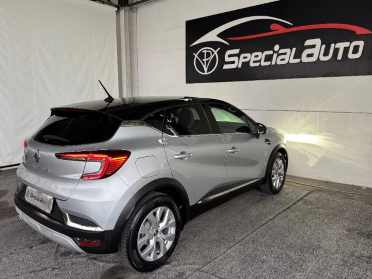 Renault Captur 1.0 tce Techno 90cv (5)