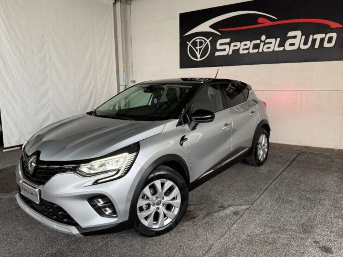 Renault Captur 1.0 tce Techno 90cv (8)