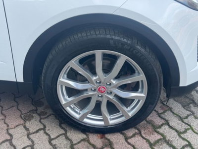 Jaguar E-Pace 2.0D 150 CV AWD aut. S (6)