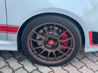 Abarth 595 595 1.4 Turbo T-Jet 160 CV Pista (8)