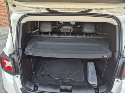 Jeep Renegade 1.6 Mjt 120 CV Limited (14)