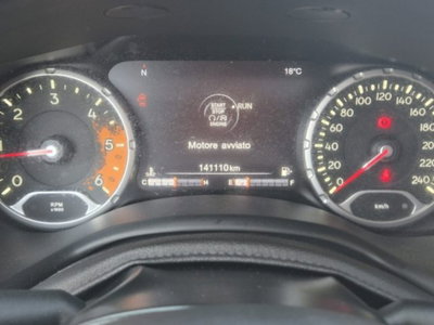 Jeep Renegade 1.6 Mjt 120 CV Limited (9)
