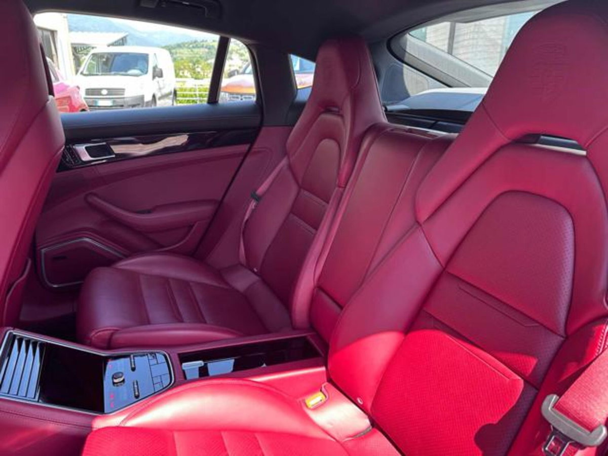 Porsche Panamera 2.9 4S auto (14)