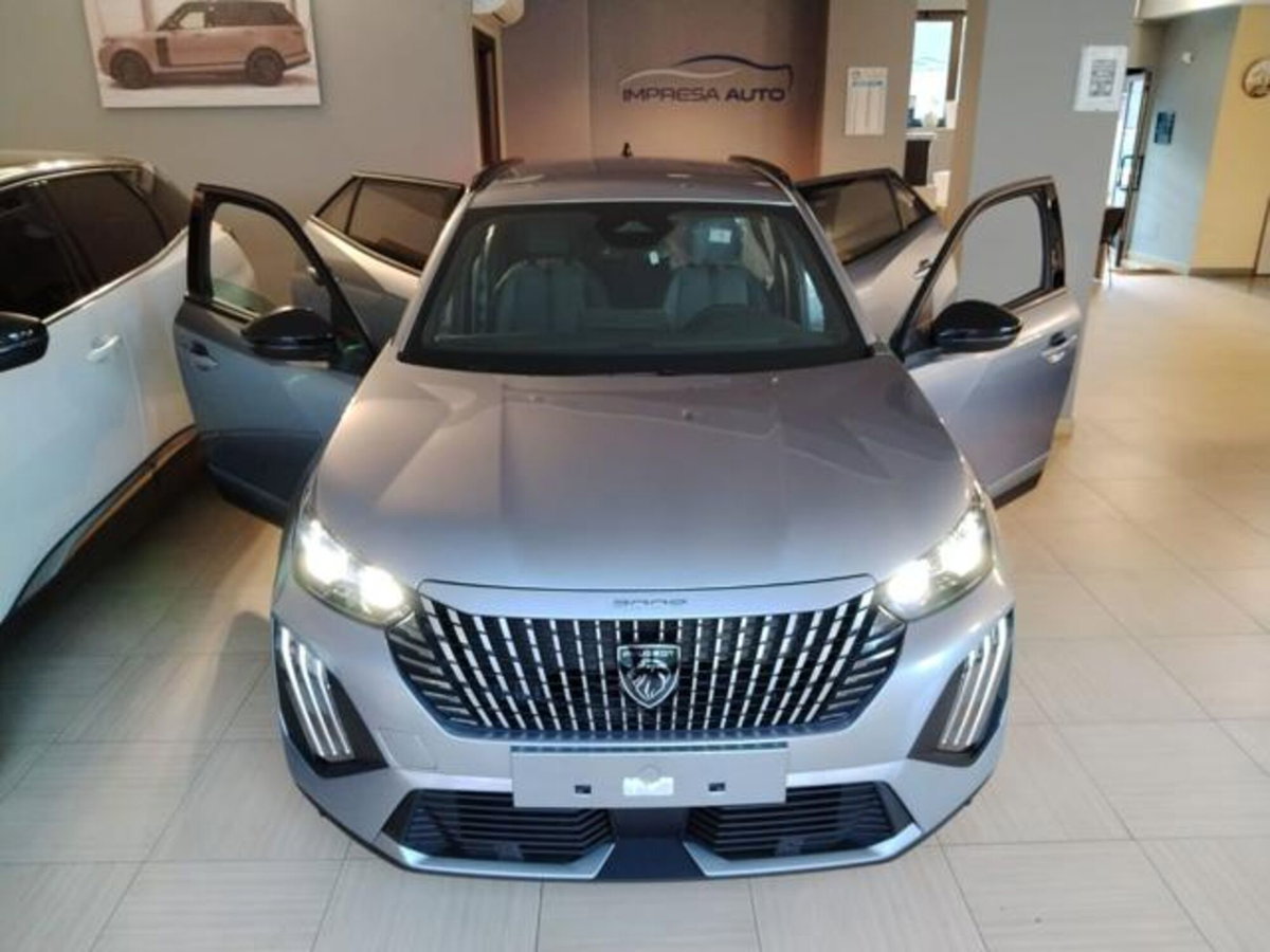 Peugeot 2008 PureTech 100 S&S Allure (4)