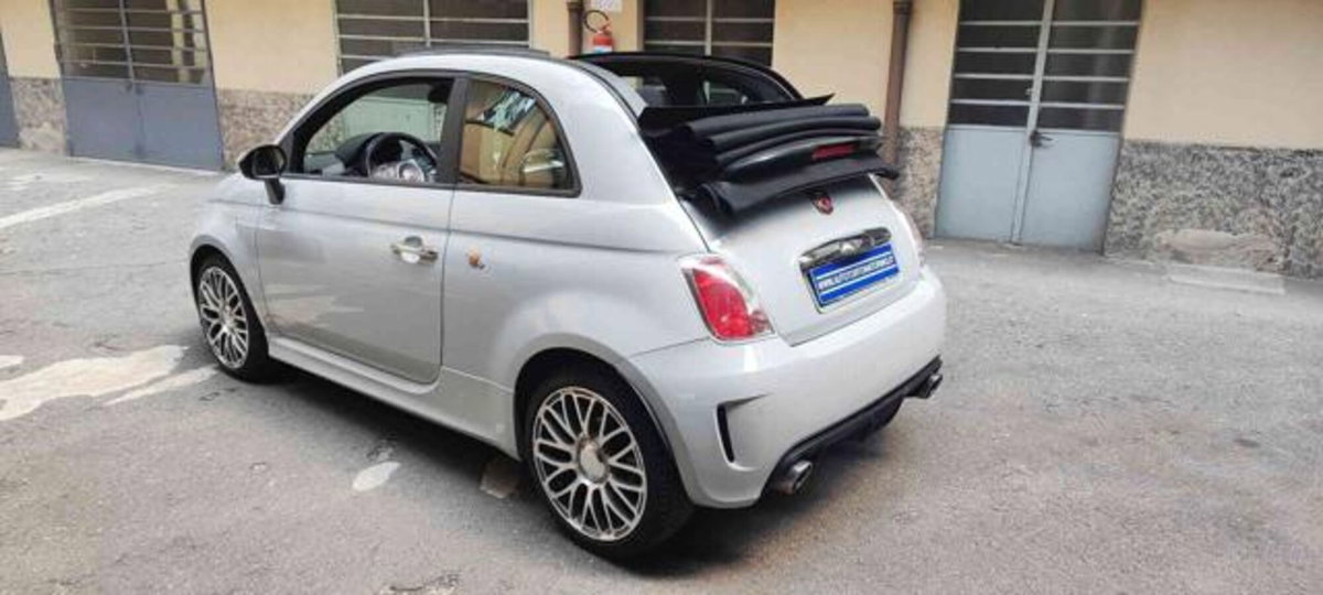 Abarth 500 Cabrio 1.4 Turbo T-Jet (6)