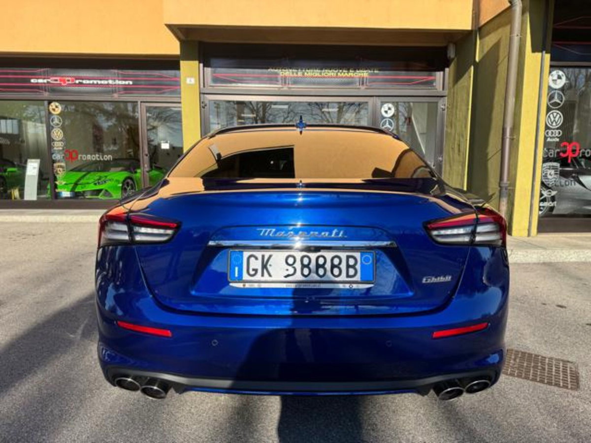 Maserati Ghibli Ghibli MHEV 330 CV GT (5)