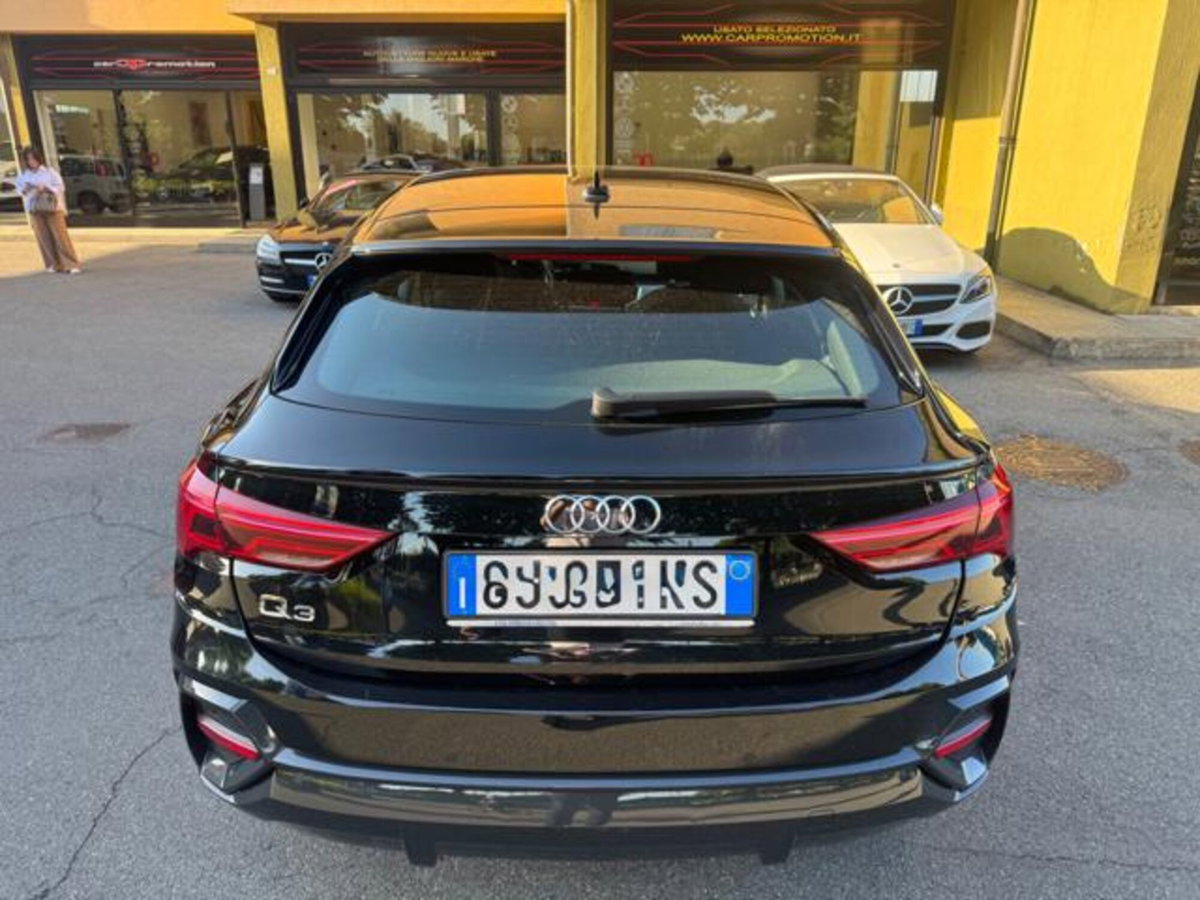 Audi Q3 Sportback 35 TDI quattro S tronic Business Plus (8)