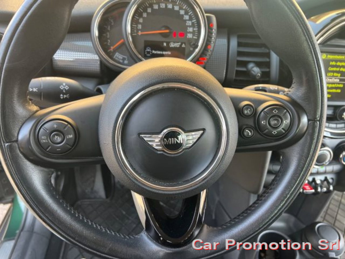 MINI Mini 1.5 Cooper D 5 porte (7)