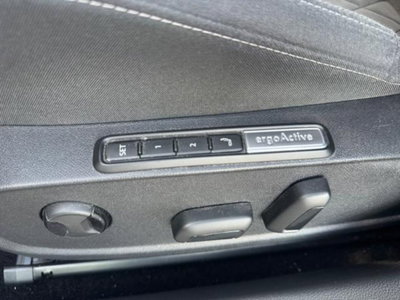 Volkswagen Golf 1.4 TSI eHYBRID 204 CV DSG Style (14)