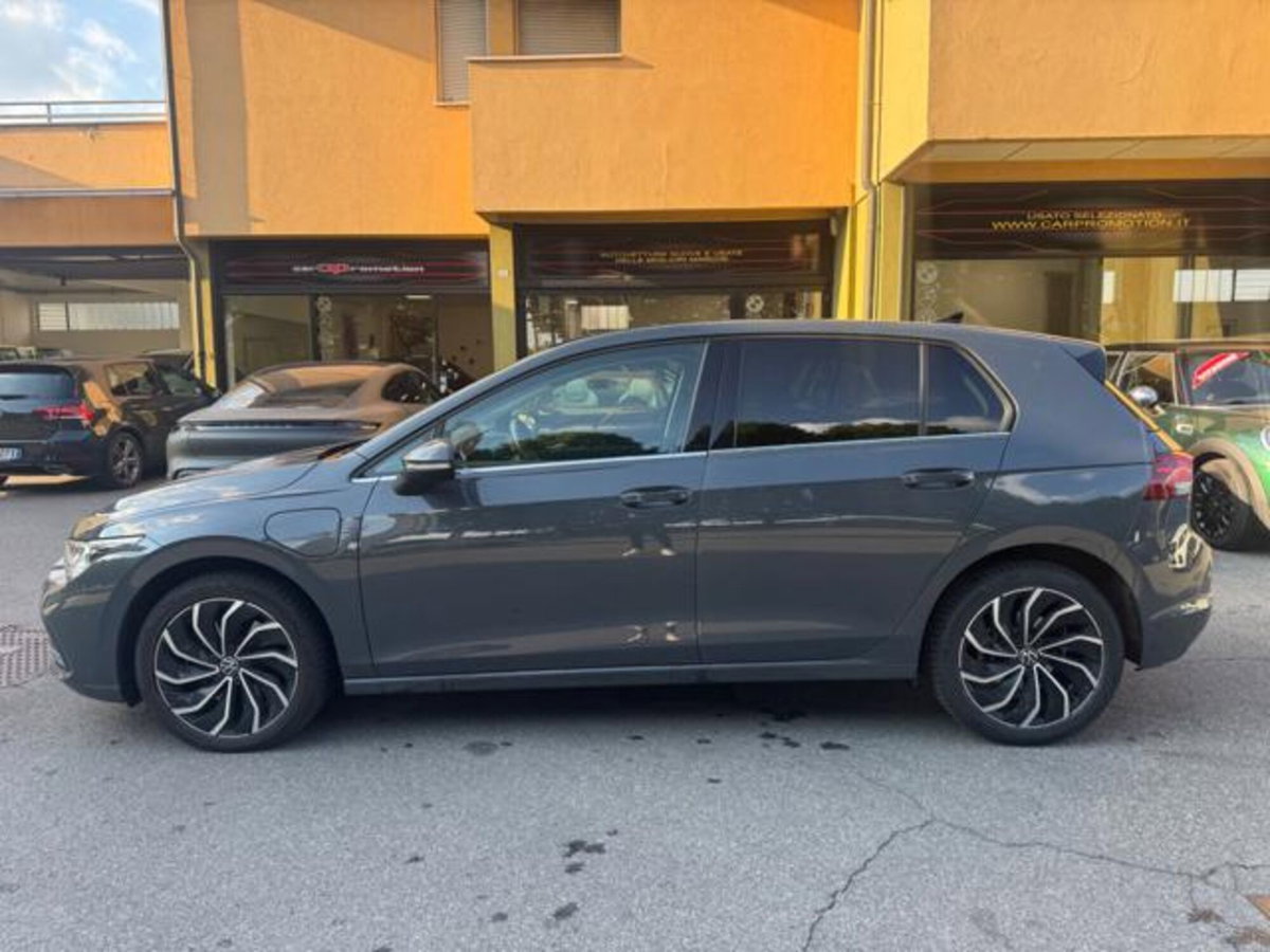 Volkswagen Golf 1.4 TSI eHYBRID 204 CV DSG Style (5)