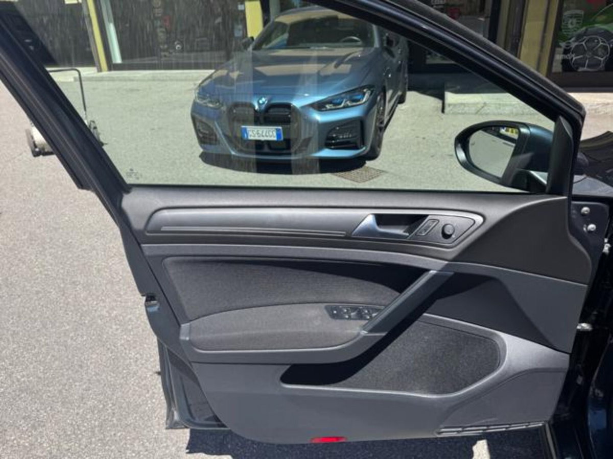 Volkswagen Golf GTI Performance 2.0 245 CV TSI DSG 5p. BMT (12)